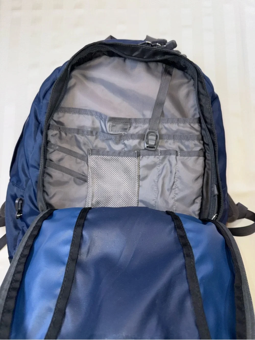 The North Face Vault Backpack Blue/Black Laptop School Travel Hiking